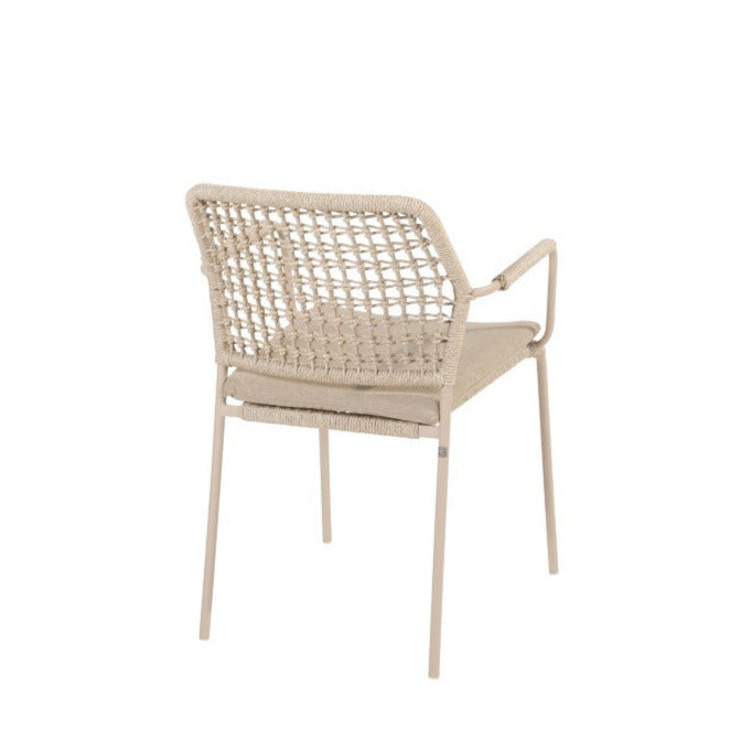 Barista tuinstoel in zandkleurig aluminium en beige vierkant geweven ronde rope