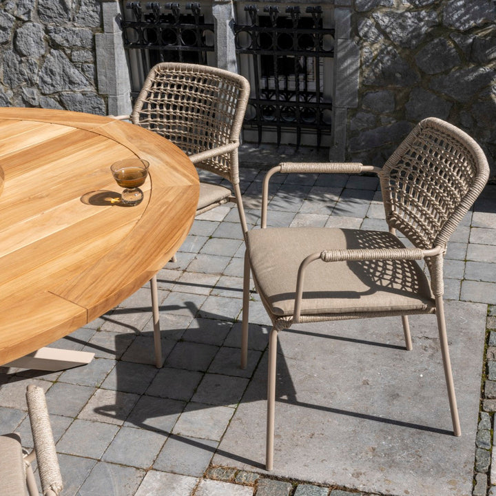 Prado ronde tuinset in teak met 6 stapelbare barista tuinstoelen