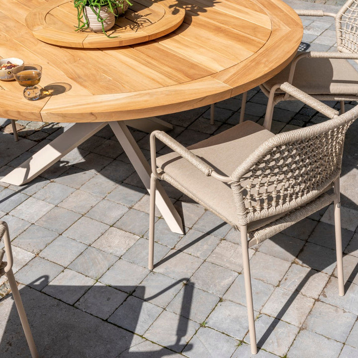 Prado ronde tuinset in teak met 6 stapelbare barista tuinstoelen