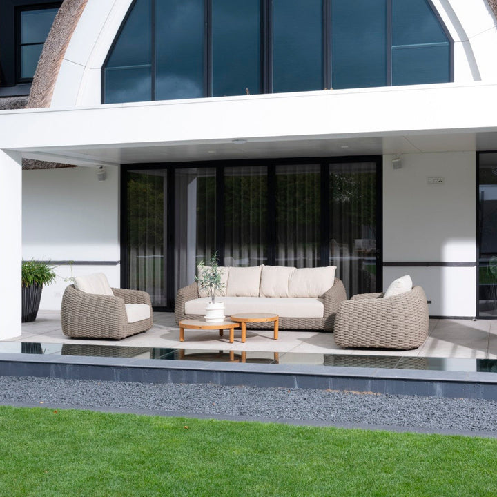 Maxime loungeset in beige gevlochten touw en all-weather kussens