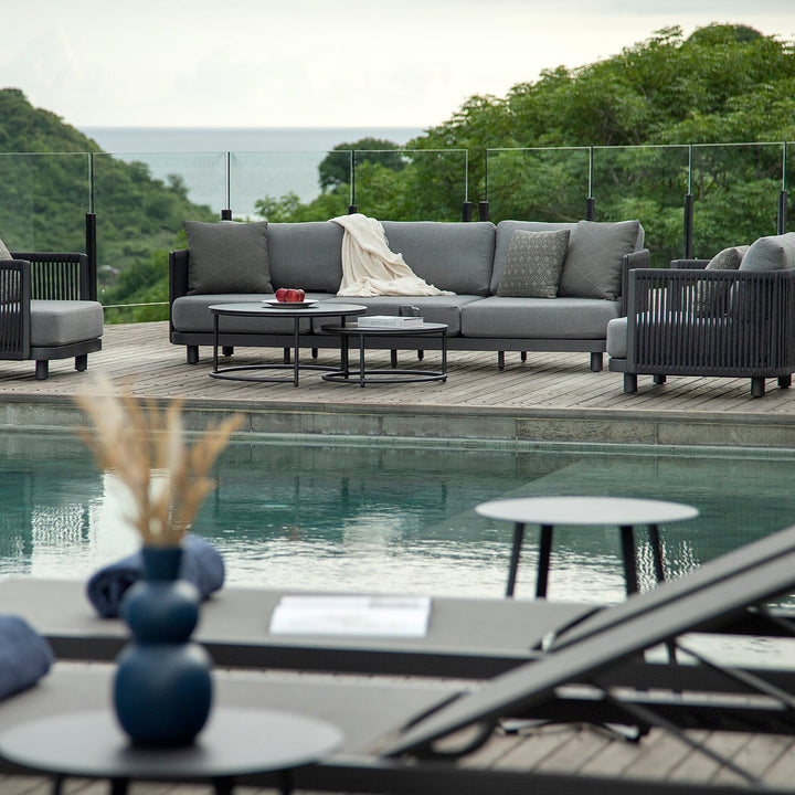 Bonito loungeset in antracite aluminium en vertikaal geweven touw met all-weather kussens