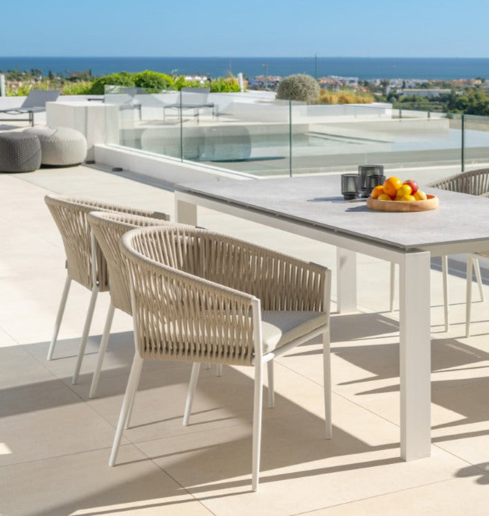 Fortuna tuinstoel in wit aluminium en linen recht geweven ronde rope