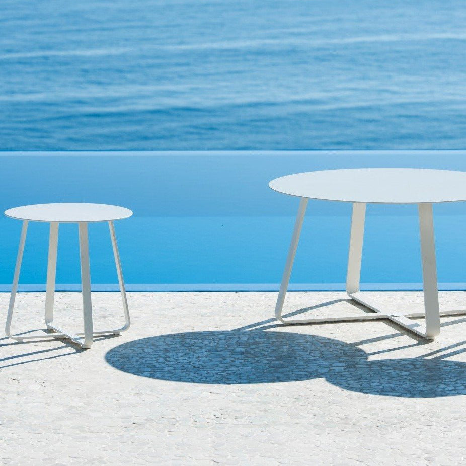 Table basse Elko en aluminium blanc Ø 45cm