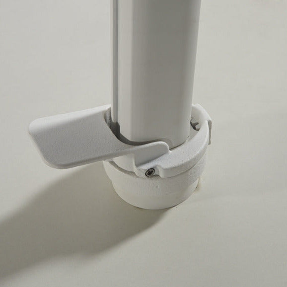 Monaco Cantilever Parasol 300x300 Sunbrella parasol+base+cover | wit/light grijs