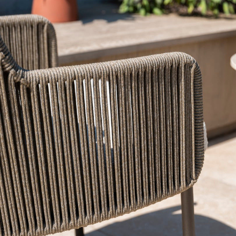 Bernini chaise de jardin en aluminium brun et beige corde ronde tissée droite