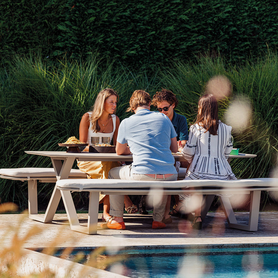 Corfu picknicktafel 220cm in beige aluminium