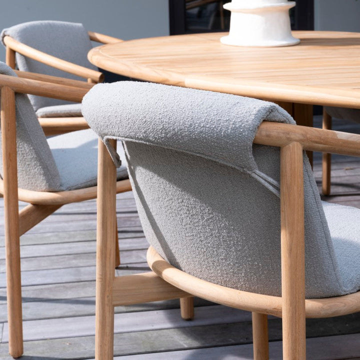 Ensemble de jardin organique Corsica en teck avec 6 chaises de jardin Tess empilables