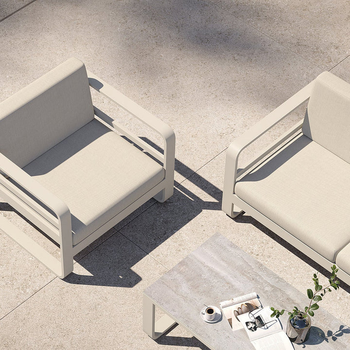 Ensemble de salon Reno en aluminium beige avec coussins toutes saisons