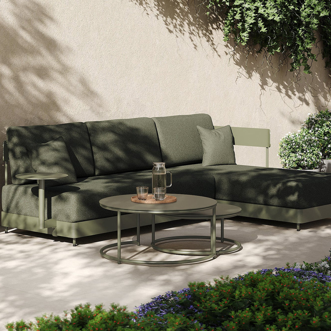 Senso lounge in green aluminium and all-weather cushions
