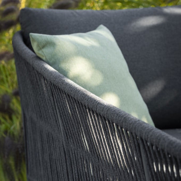 Lit de jour Fortuna en aluminium antracite avec corde ronde tissée droite antracite