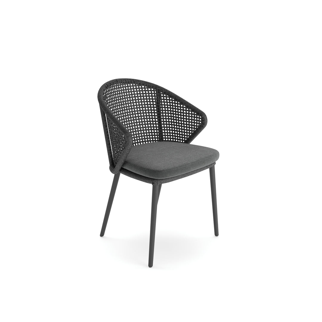Hera stackable garden chair in anthracite aluminum and anthracite square woven round rope 