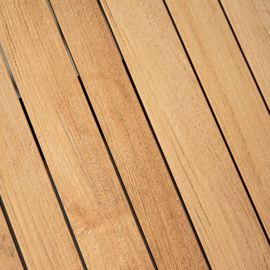 Tecca table 160x160 | Jardinico