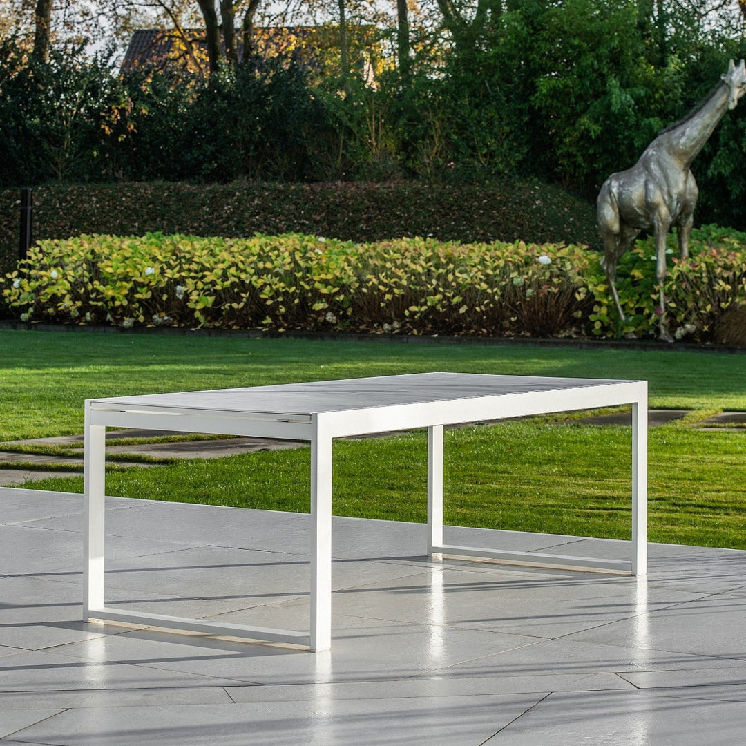 Table Vigo 220-330cm blanc mat