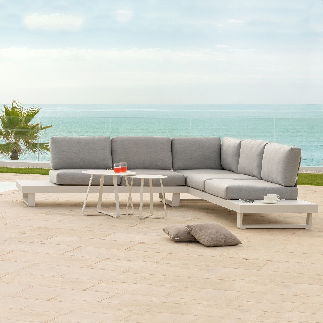 Livio loungeset white mat | SHOWROOMMODEL